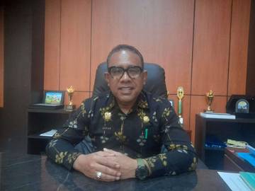 Kadis Dikbud Touna Tuntut Kepsek dan Guru Berdisiplin