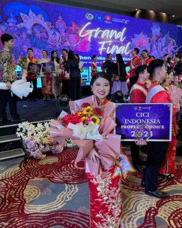 Trinity Kawiran Raih Cici Indonesia People’s Choice 2024