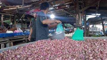 Harga Bahan Pokok di Pasar Beiabuk Malaka Stabil 