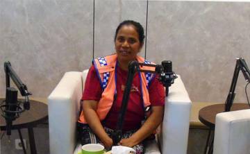 Juru Parkir: Perempuan Hebat, Penopang Keluarga