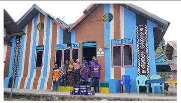 Yayasan Uma Nusantara Warnai Kampung dengan Sentuhan Tenun