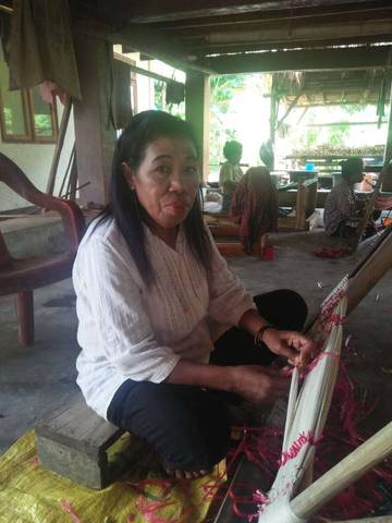 Tenun Gunung Mako Alor, Gunakan Bahan Ramah Lingkungan 