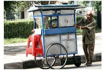 Tung-tung Bukan Sahur, Melodi Nostalgia Bakso Gerobak Keliling
