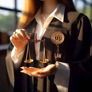 Bertahan di Dunia Hukum Meski Banyak Tantangan