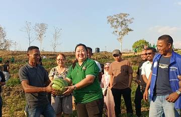 Jane Natalia Suryanto Bangun Belu Lewat Kebun Jane