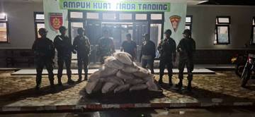 Satgas Yonarmed 12 Gagalkan Penyelundupan Pupuk Subsidi
