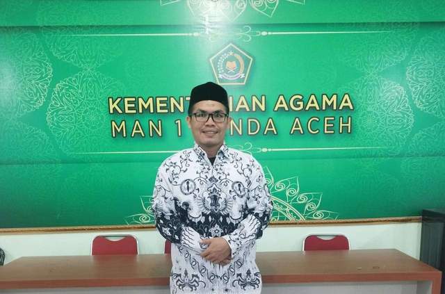 Refleksi Hari Guru: Merawat Semesta Pendidikan dengan Cinta