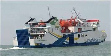 Ini yang Harus Diperhatikan Sebelum Naik Kapal Penyeberang 