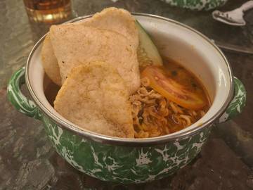Mie Kuah Hangat Panci Blirik: Kelezatan Tradisional yang Autentik