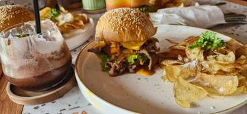 Bahaya Mematikan yang Tersembunyi di Junk Food