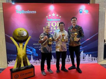 Gubernur Aceh Raih Penghargaan Top Pembina BUMD 