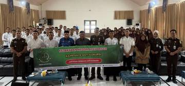 Kejari Aceh Besar Kampanye Anti Korupsi ke Siswa