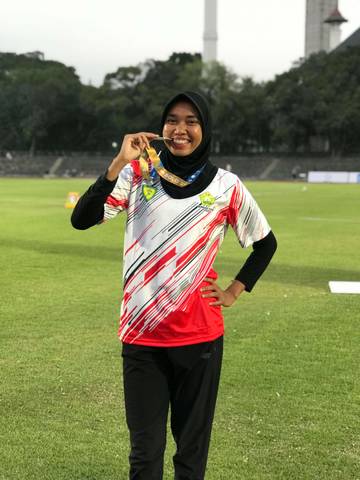 Mahasiswi UBBG Raih Perak di Kejurnas Atletik