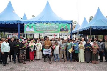 Bank Aceh Salurkan Zakat Bagi Mustahiq
