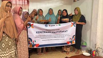 Tim PKM Unaya Latih Warga Kuliner Jagung