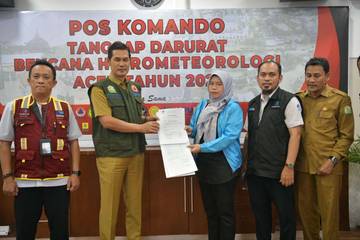 Komdigi salurkan bantuan 2 ton untuk Aceh