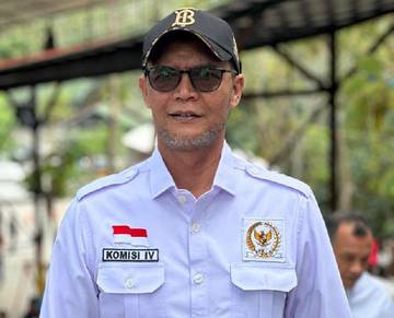 TA Khalid: Kritik Laporan Menteri ESDM Ke Presiden
