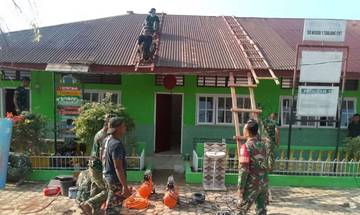 TNI Renovasi SDN 2 Tualang Cut Aceh Tamiang 