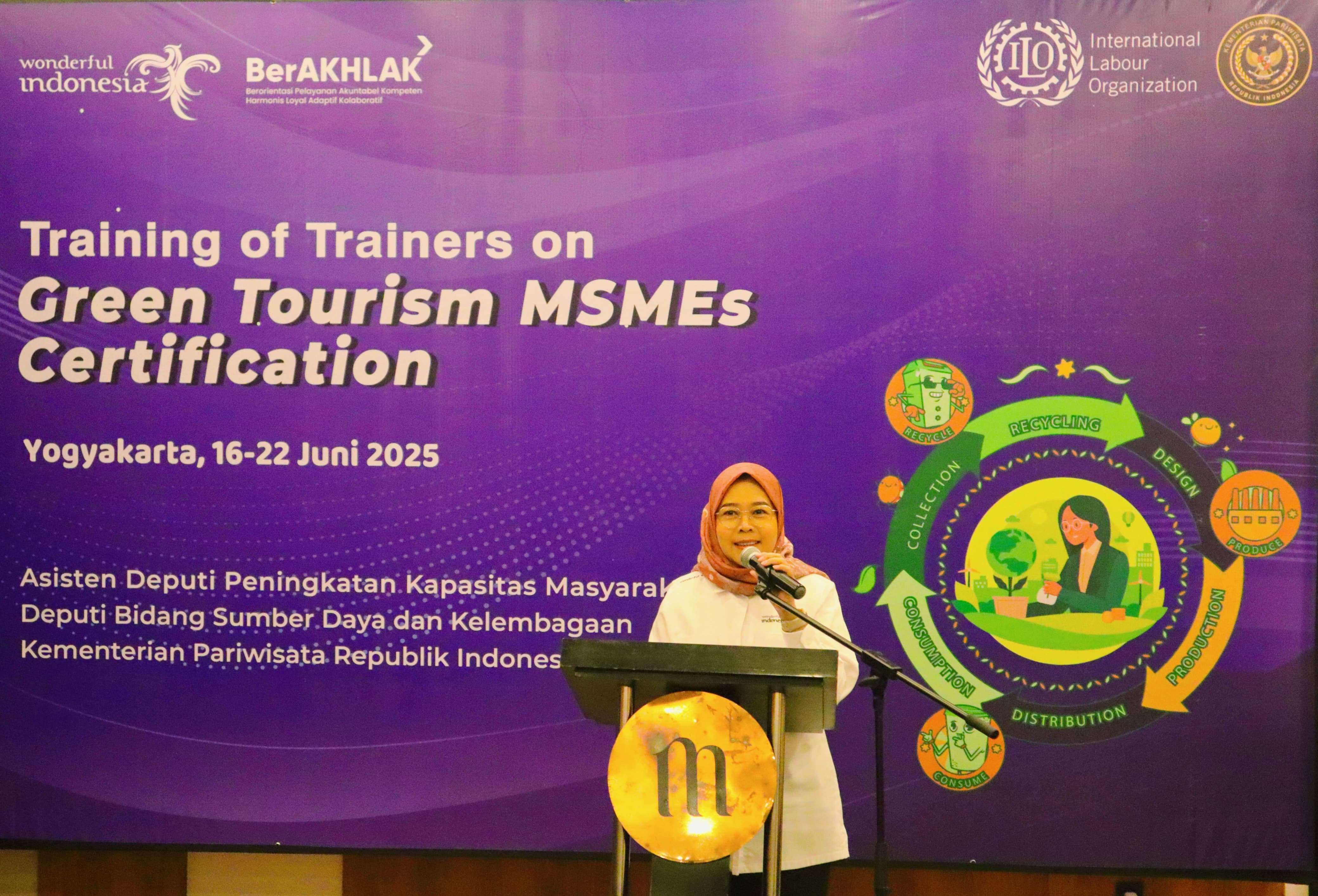 Pemerintah Dorong UMKM Berinovasi dalam Wisata Hijau