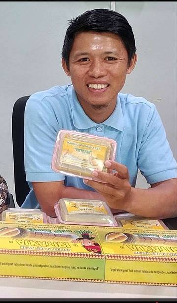 Ketan Talam Durian Alkatiri Legit, Gurih dan Manis