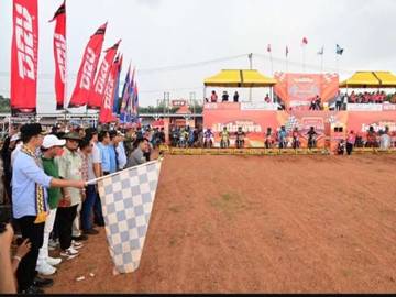Bupati Lampung Selatan Buka Motocross Grasstrack
