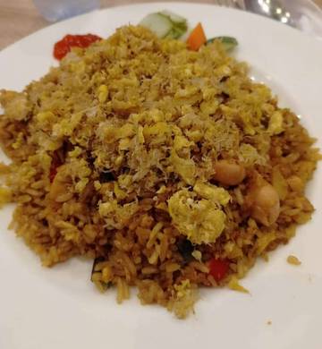 Nasi Goreng Lezat, Praktis, Tapi Perlu Diwaspadai