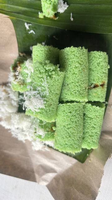 Kue Putu: Jajanan Tradisional yang Melekat di Hati