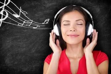 Bikin Playlist Sendiri: Musik yang Cocok Temani Produktivitas