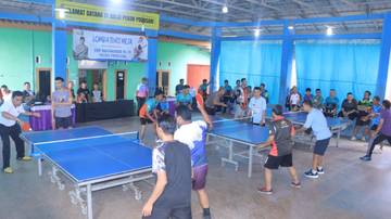 Alvira–Edo Bawa Polres Pringsewu Juara Tenis Meja