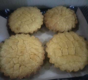Buak Tat, Kue Khas  Pesisir Barat yang melegenda