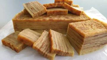 Mengenal Makanan Kue Legit Khas Lampung
