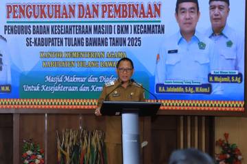 Bupati Tulang Bawang Kukuhkan Badan Kesejahteraan Masjid