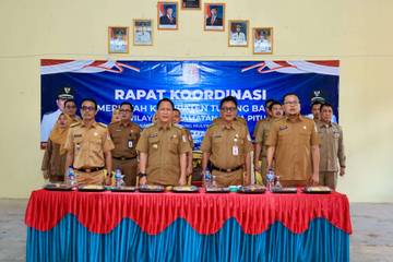 Bupati Tulang Bawang Pimpin Rapat di Kecamatan Rawapitu