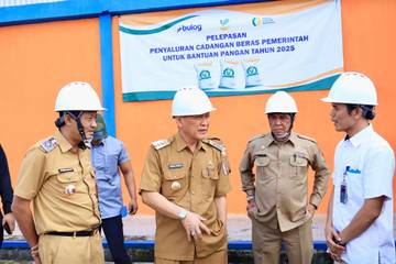 Penyaluran Beras Bantuan di Kabupaten Tulang Bawang Dimulai
