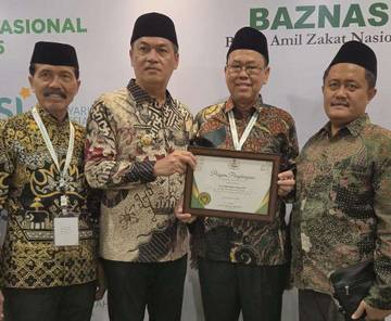 Bupati Tubaba Raih BAZNAS Award 2025