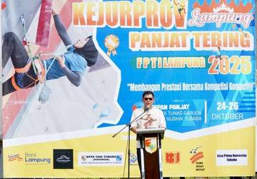 Kejuaraan Panjat Tebing Digelar di Kabupaten Tubaba
