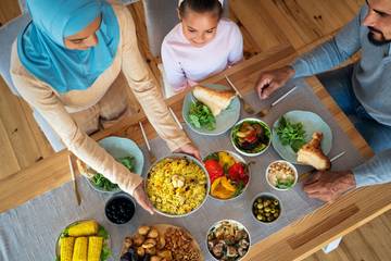Makanan Halal dan Baik, Kunci Hidup Berkah