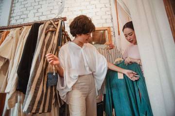 tips memilih warna baju yang tepat untuk kulit