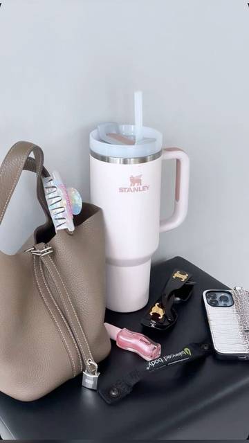 Tumbler Stylish Sebagai Simbol Lifestyle Masa Kini