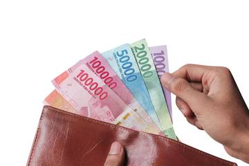 Empat Prioritas Keuangan yang Perlu Disiapkan Sejak Dini