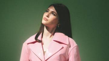 Sienna Spiro Rilis MV "Die On This Hill"
