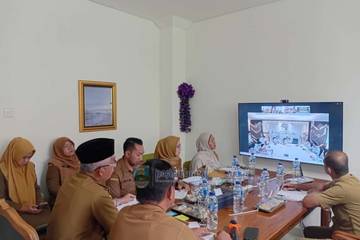 Pemkab Pesibar Bahas Perpanjangan Kerjasama dengan Dirjend Imigrasi 