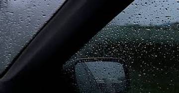Cara Mengatasi Kaca Mobil Berembun Saat Hujan