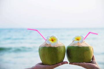 Air Kelapa Muda Bantu Jaga Kondisi Saat Haid