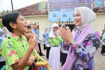 Wulan Mirza Apresiasi SLBN PKK Provinsi Lampung