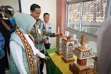 Karya Siswa SMKN 5 Bandarlampung Bernilai Ekonomi