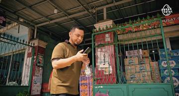 Kisah Deni Lukman Bangun Bisnis Ritel di Pacitan
