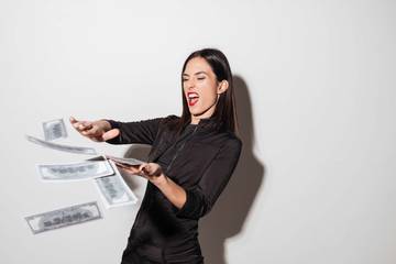 Financial Independence, Perempuan Muda Melek Investasi Sejak Dini