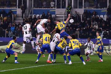 Juventus Hancurkan Parma 4-1, Bremer Cetak Braces