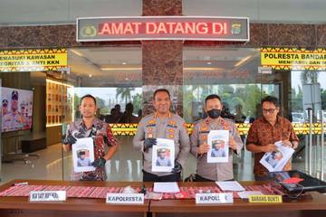 Supir Curi Perhiasan dan Uang Majikan Ratusan Juta 